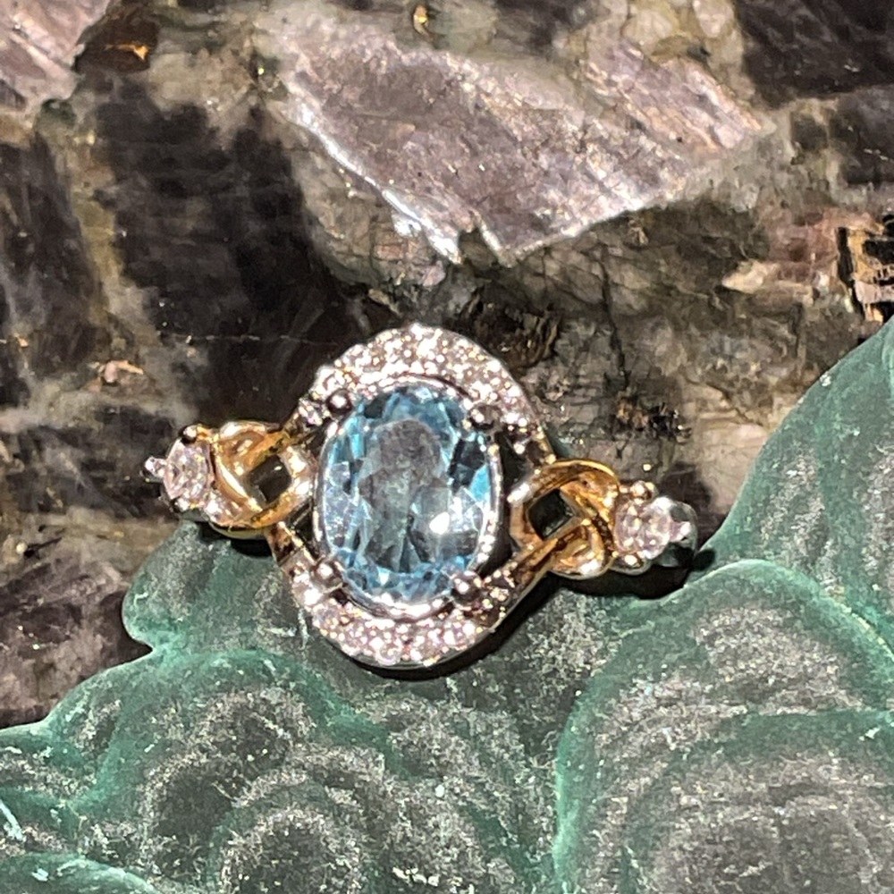 Pale Blue Sapphire Ring 7